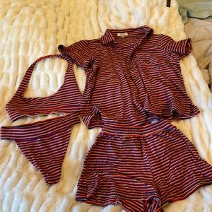 Frankie’s bikinis set